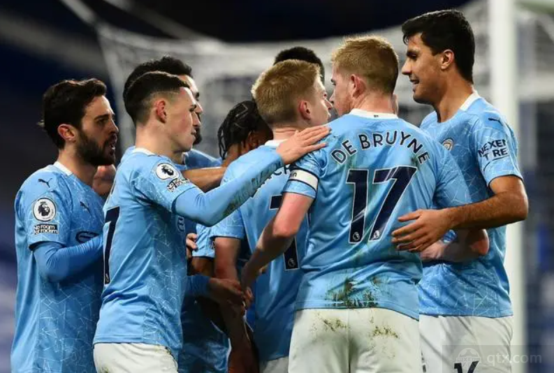 云南玉昆野心不小，一口气连续敲定两位巴西新外援，中超争冠新搅局者浮现（云南玉昆连签两名巴西外援，争冠野心尽显，中超新搅局者崛起）