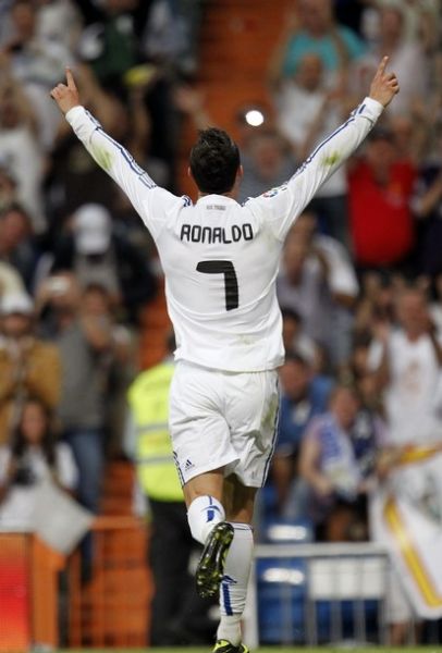 NBA：掘金击败76人 约基奇又是准三双（NBA：掘金力克76人 约基奇再献准三双）