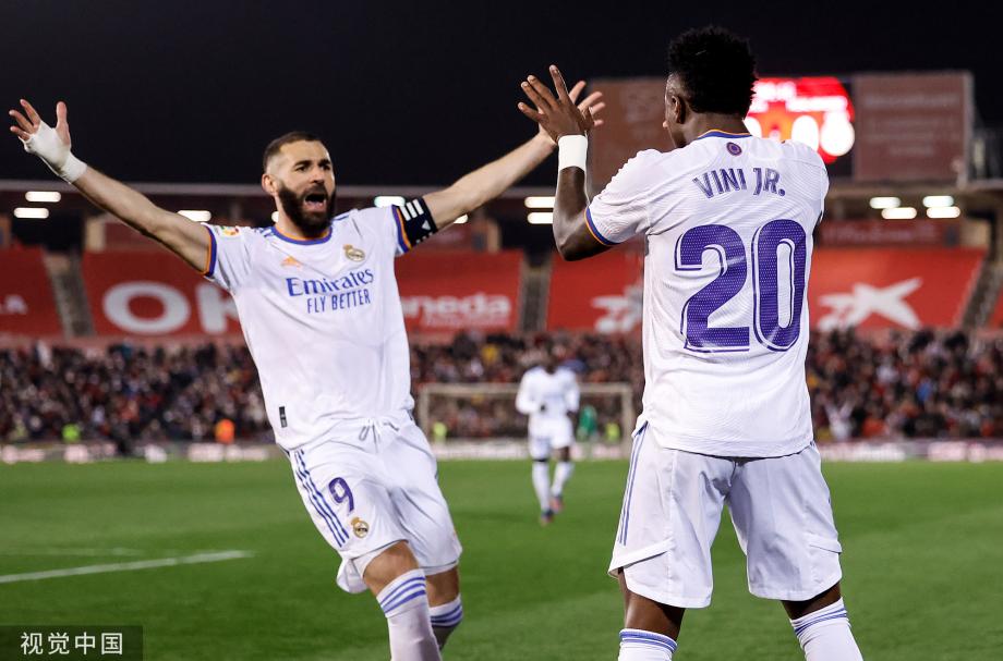 杜兰特独树一帜气质，现役球员无人能及（杜兰特气质非凡，现役无人匹敌）