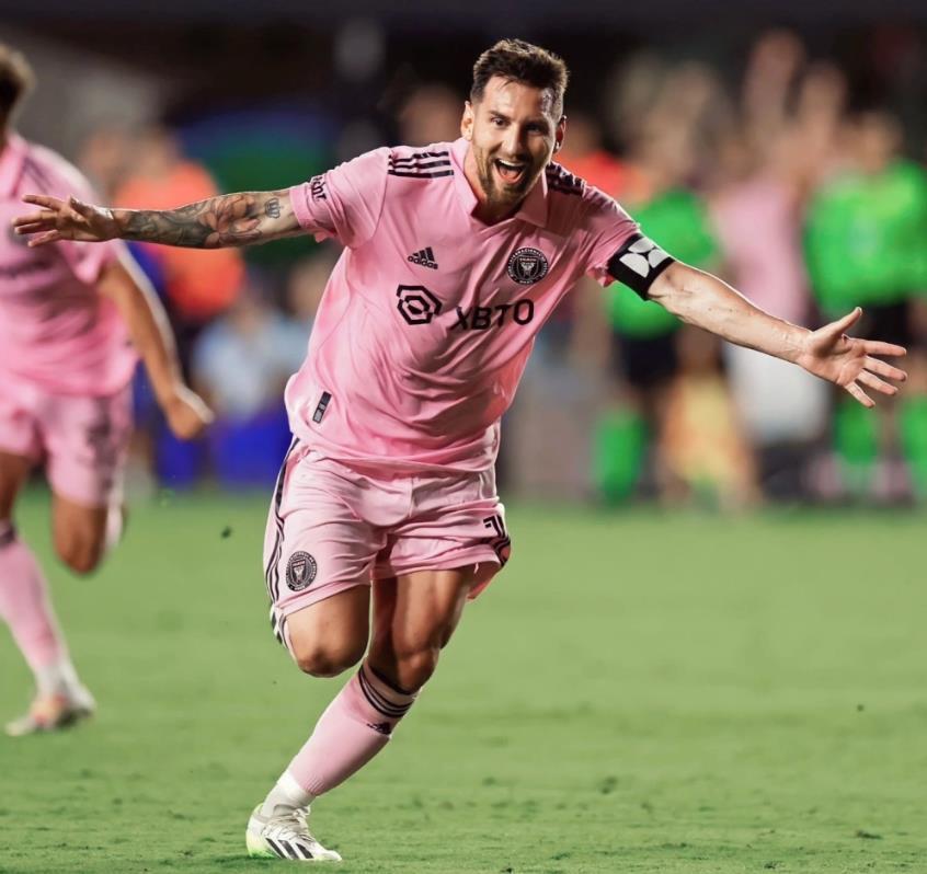 慢镜头：戴维不会在一月离开尤文，斯帕莱蒂准备重新激活他（慢镜头：戴维冬窗留守尤文，斯帕莱蒂拟重新启用）